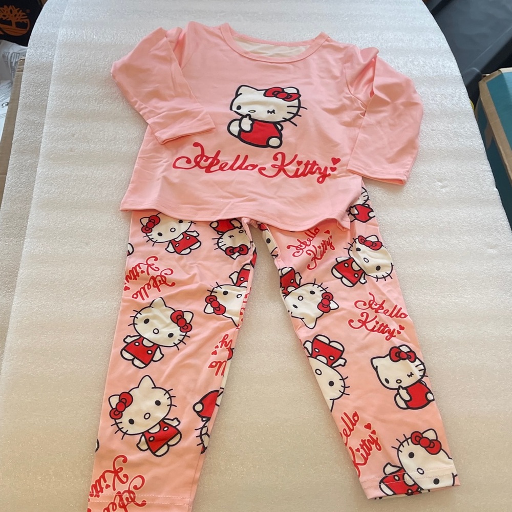 SANRIO FOR HELLO KITTY- NIP HELLO KITTY 2 pc. LONG SLEEVES AND PANTS